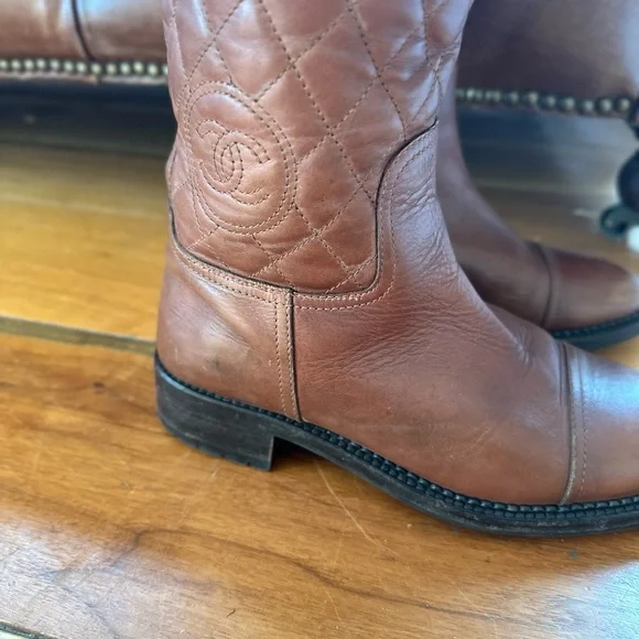 Chanel Women's CC Cap Toe Boots Quilted Leather Brown size :38 running small